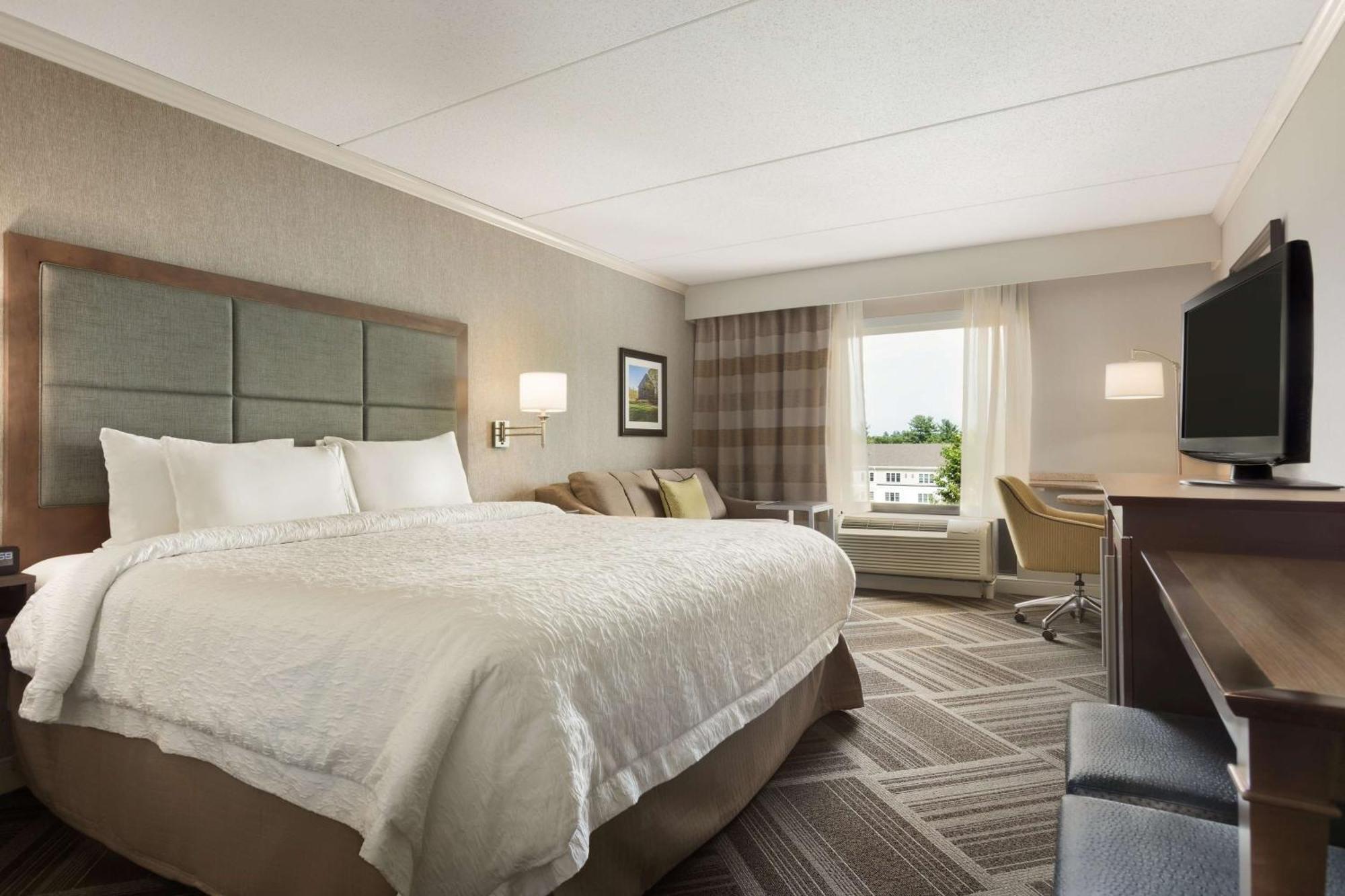 Hampton Inn & Suites By Hilton Manchester Bedford Eksteriør bilde