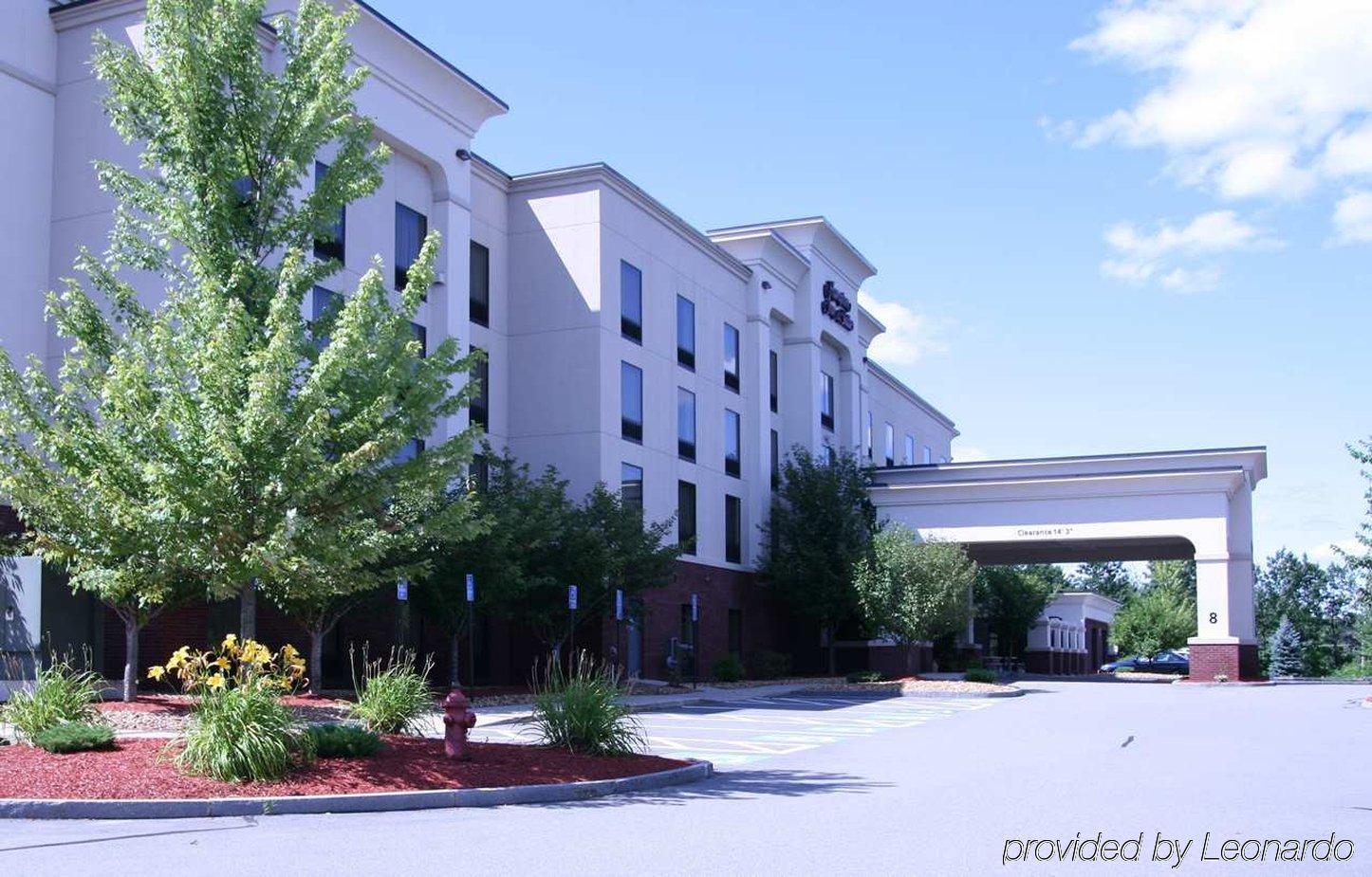 Hampton Inn & Suites By Hilton Manchester Bedford Eksteriør bilde