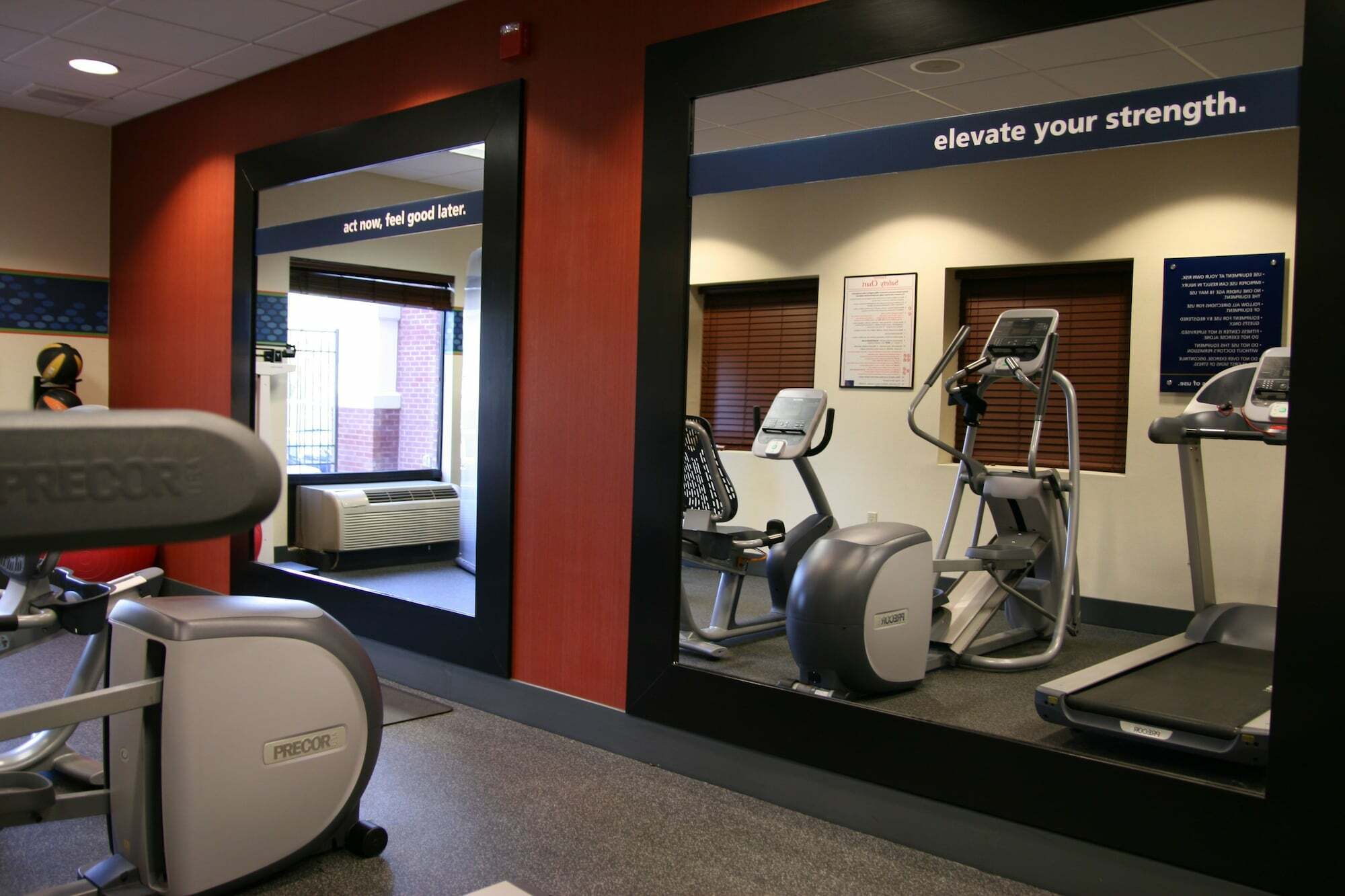 Hampton Inn & Suites By Hilton Manchester Bedford Eksteriør bilde